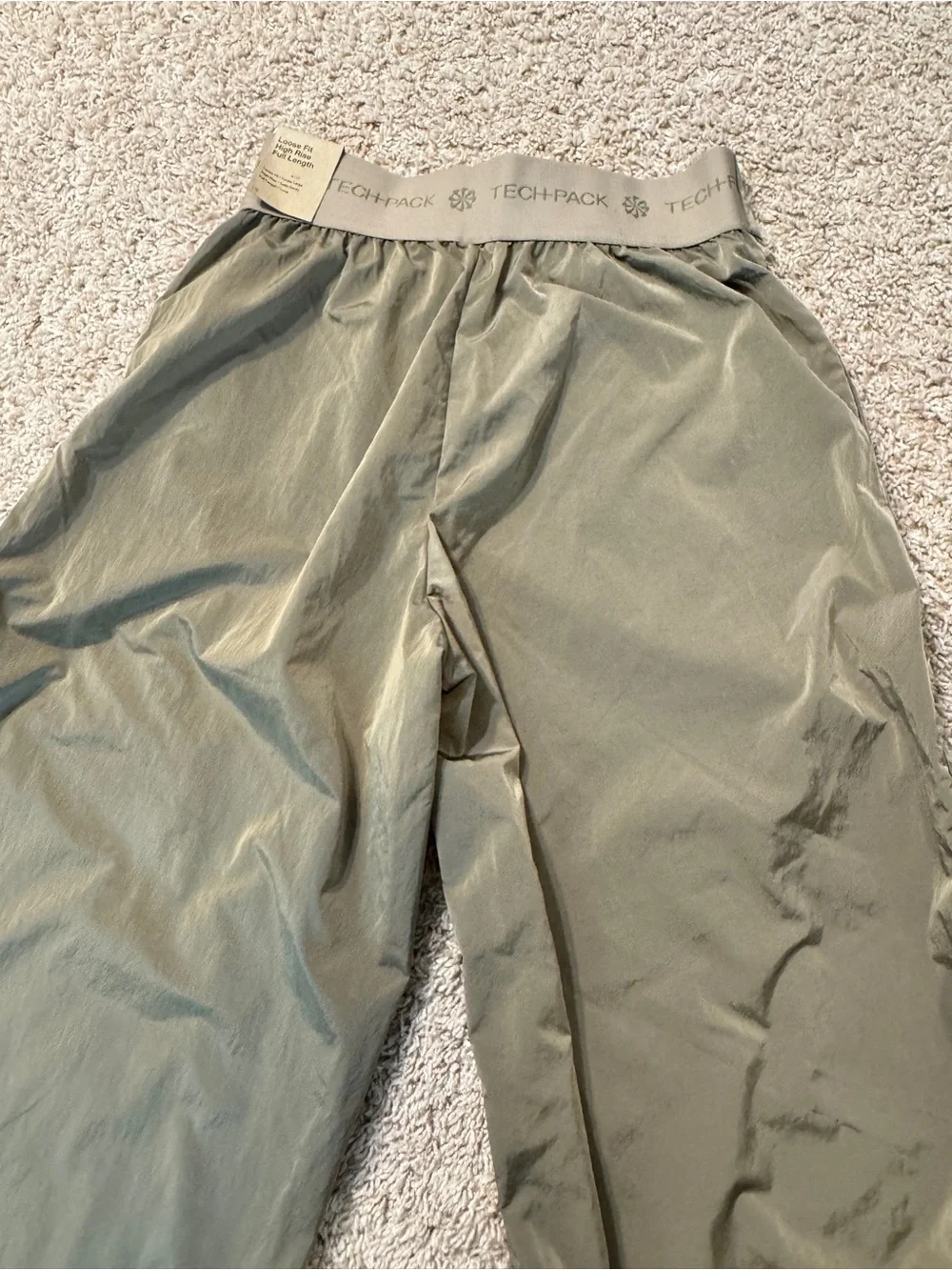 NIKE SPORTSWEAR TECH PACK REPEL WOMEN'S PANTS Size S